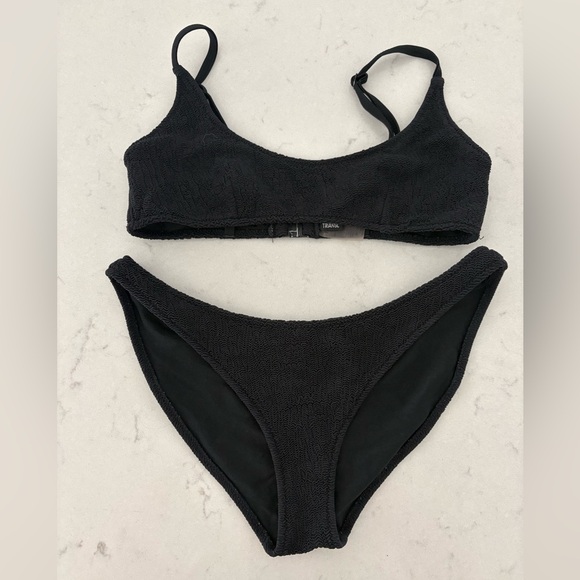 triangl swimwear Other - triangl swimwear Black Textured Scoop Bralette & Classic Bikini Bottom